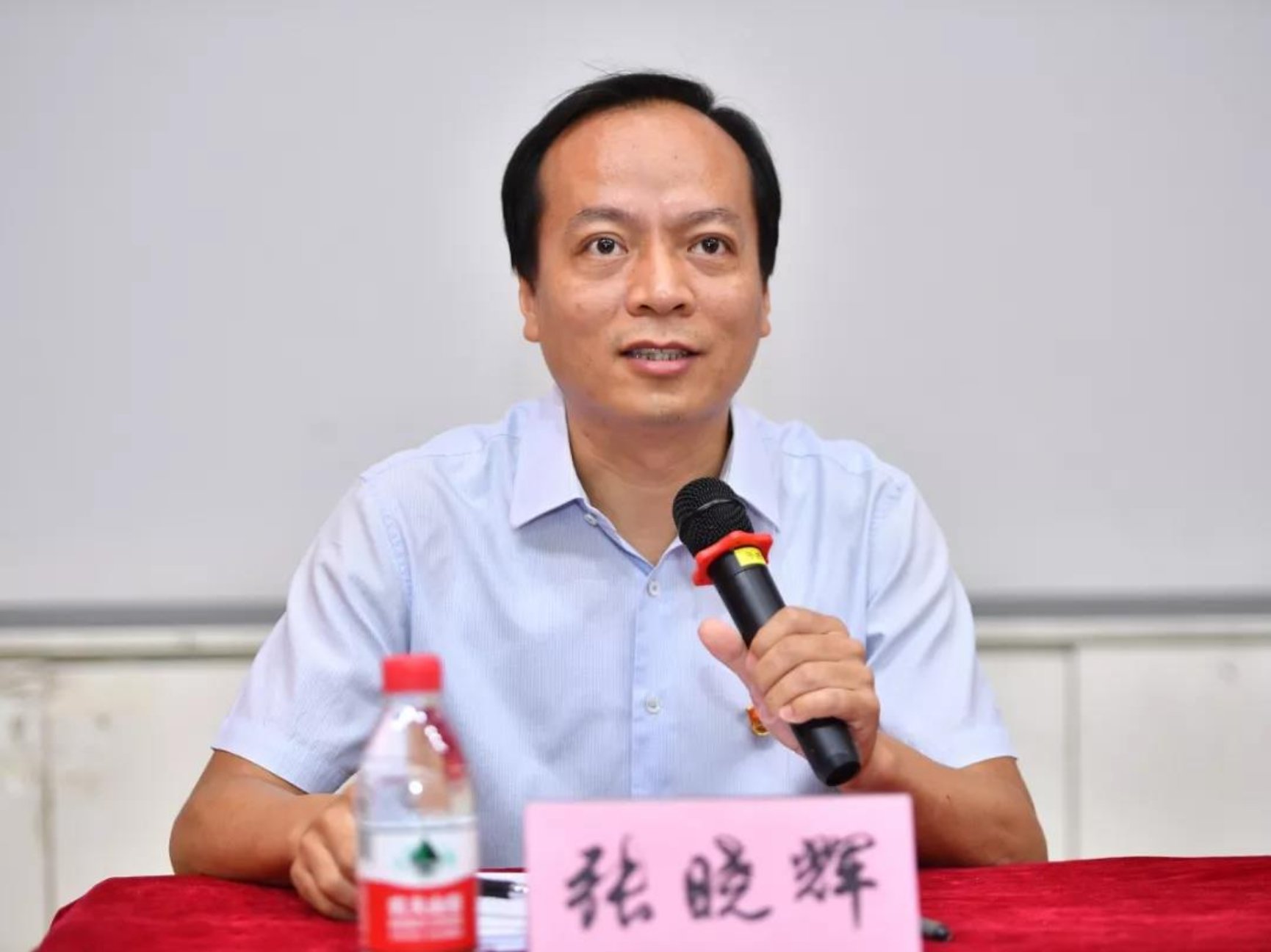 C:\Users\D\Desktop\微信图片_20190925150003.jpg