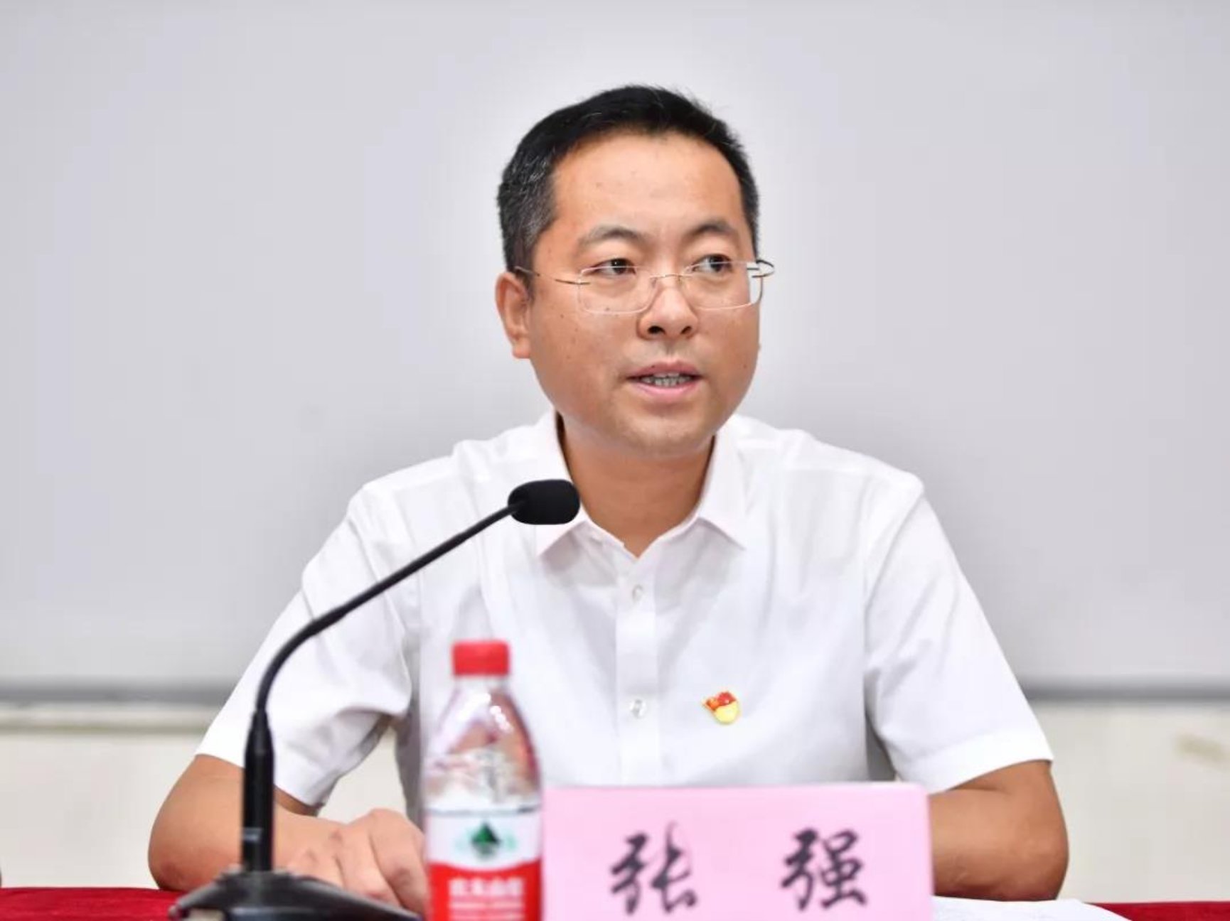 C:\Users\D\Desktop\微信图片_20190925150001.jpg
