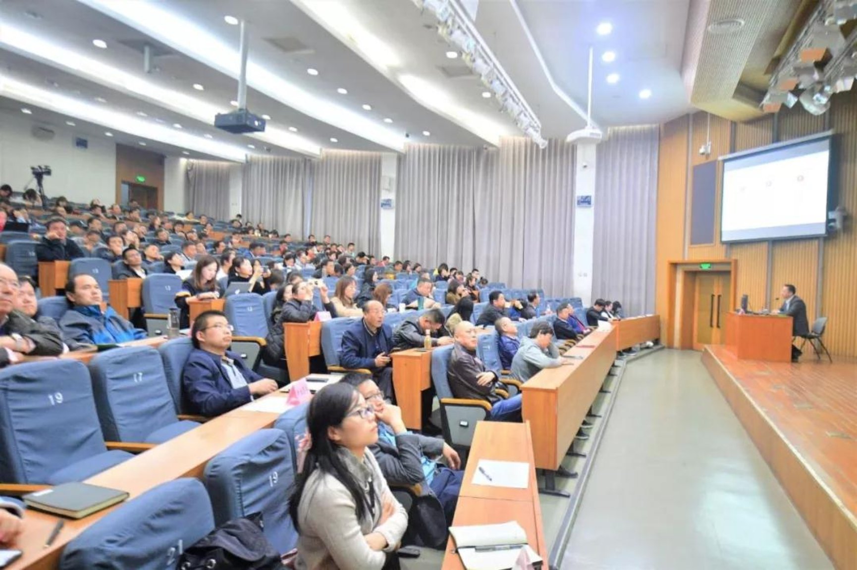 微信图片_20191028142529.jpg