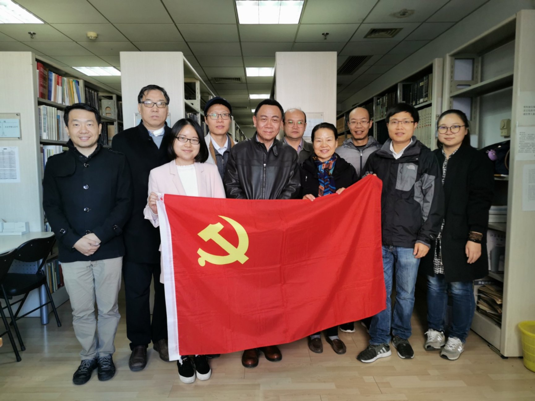 C:\Users\XIANGX~1\AppData\Local\Temp\WeChat Files\013e33f25c8ef9e541a849ac7017794.jpg
